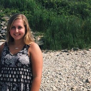 Meet your Posher, Nora